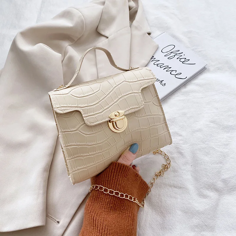 

womens hands casual hand embossed women's single shoulder messenger fashion chain mobile phone fresh lock small bag purses