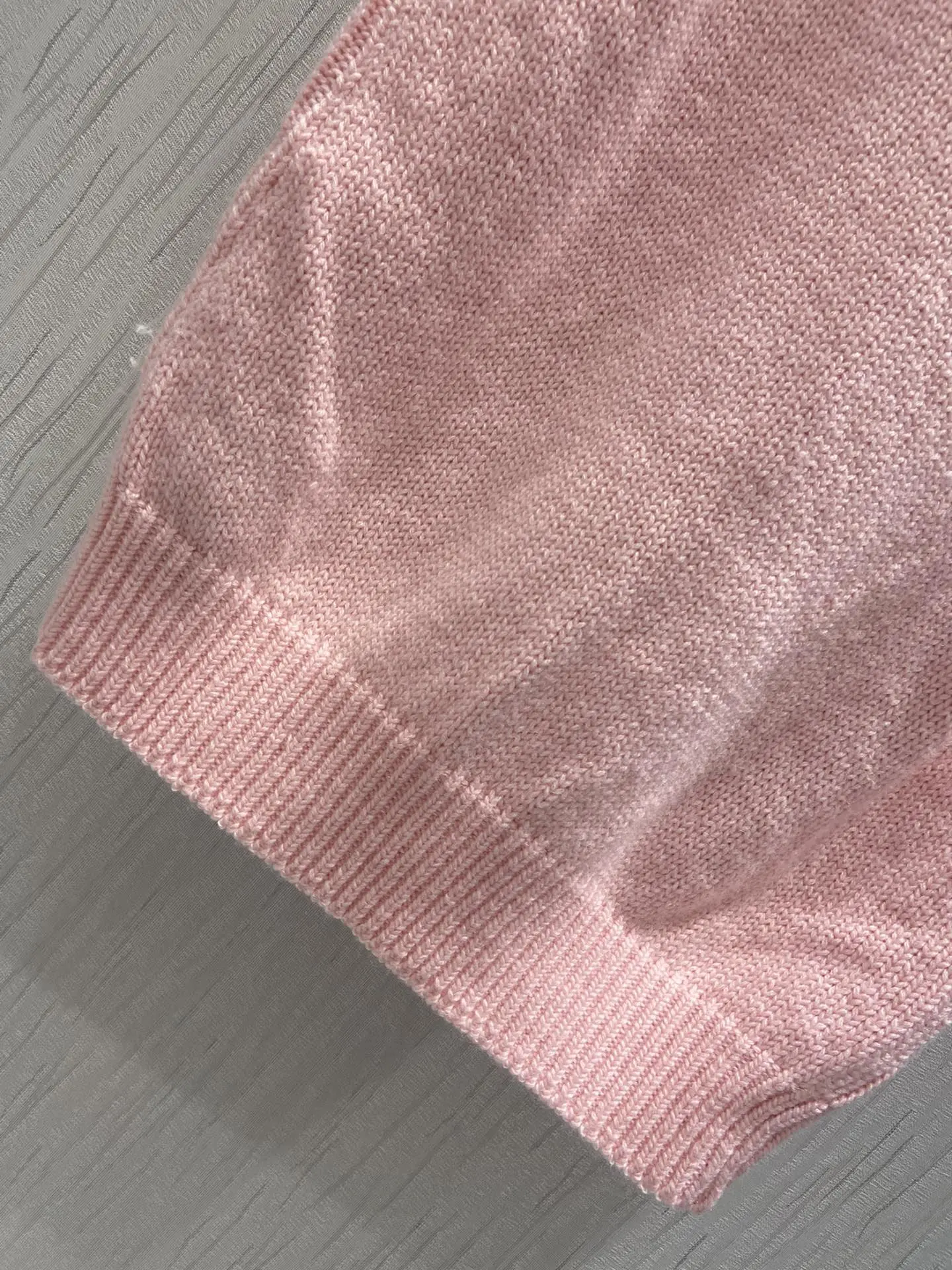 

2020 new ladies fashion sleeveless sexy casual solid color sequin embroidery wool vest vest 1212