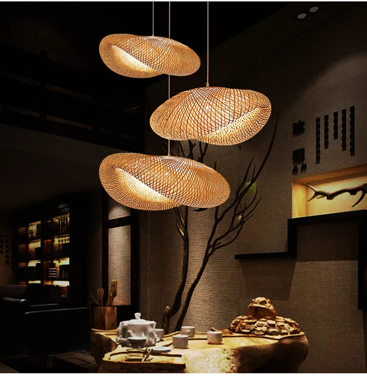 Retro moderno de bambú hecha a mano de estilo europeo comedor candelabro de habitación lámpara para ático sombrero de paja decorativa lámpara de araña