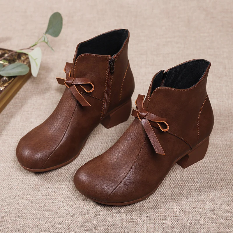 

Женские резиновые сапоги, резиновые сапоги из искусственной кожи, на расширяющемся книзу каблуке