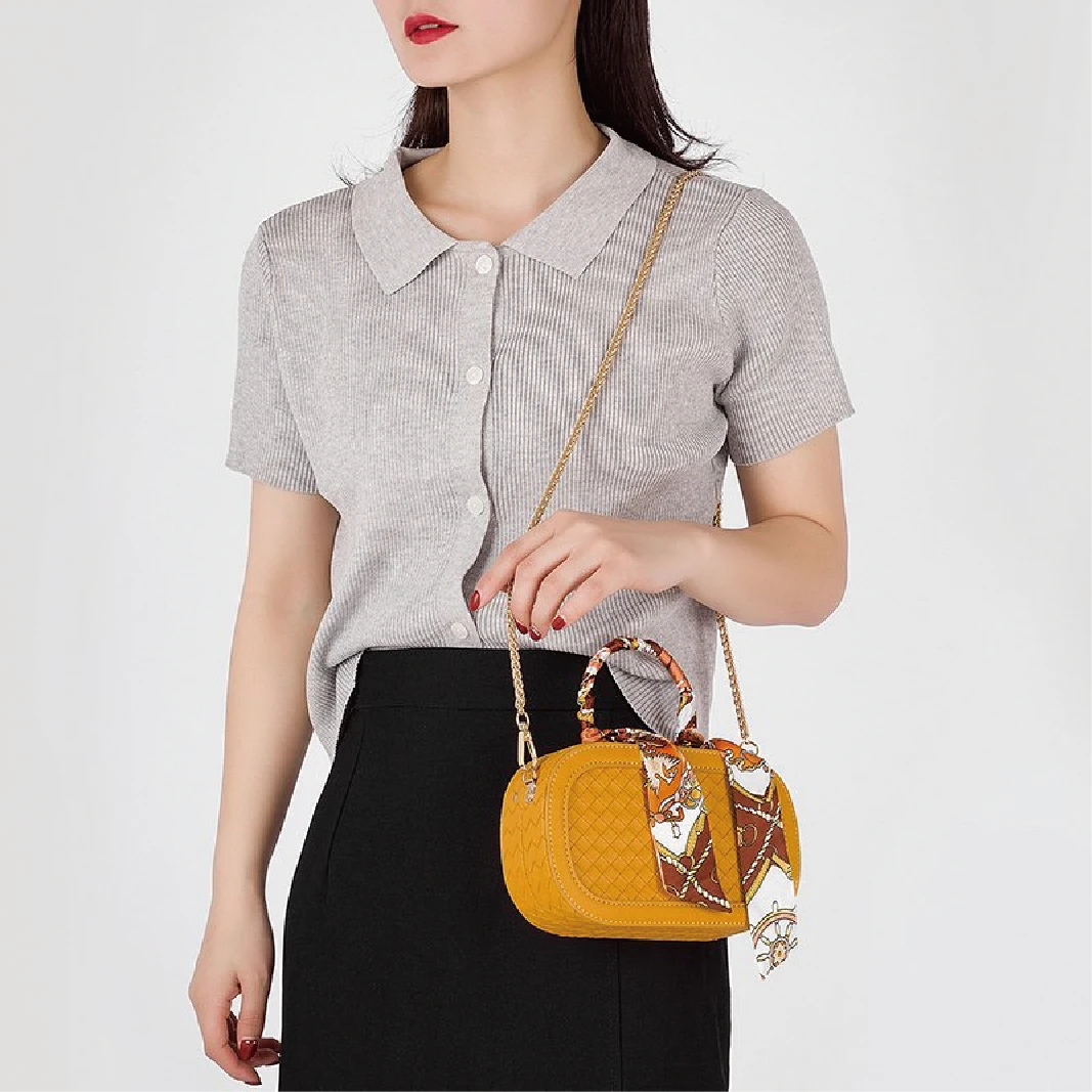 

Classic Fashion Yellow Handbag Portable Diamond Pattern Handbag With Silk Scarf Beige Wine Red Ladies Shoulder Bag Messenger Bag