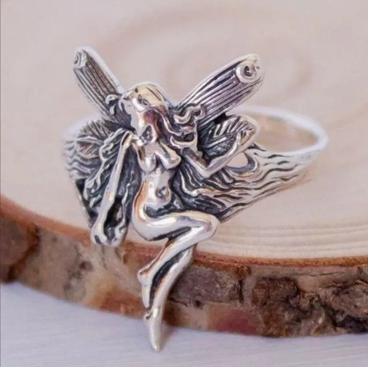 Punk Style Female Ring Retro Angel Wings Rings For Women Vintage Goddess Of Justice Anillos Viking Jewelry Gift Wholesale