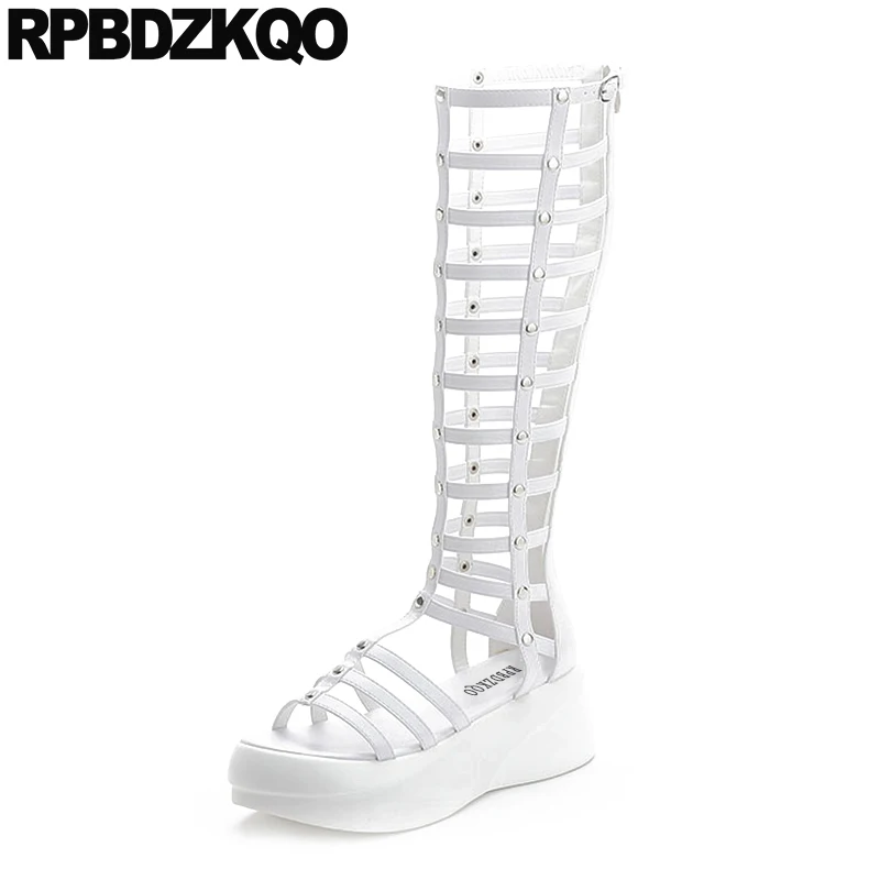 Женские ботинки с открытым носком белые гладиаторы на платформе высокий каблук