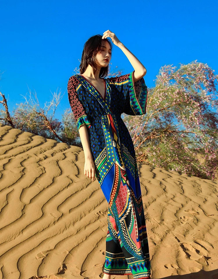 Женское платье макси с этническим принтом женское v-образным вырезом и рукавом