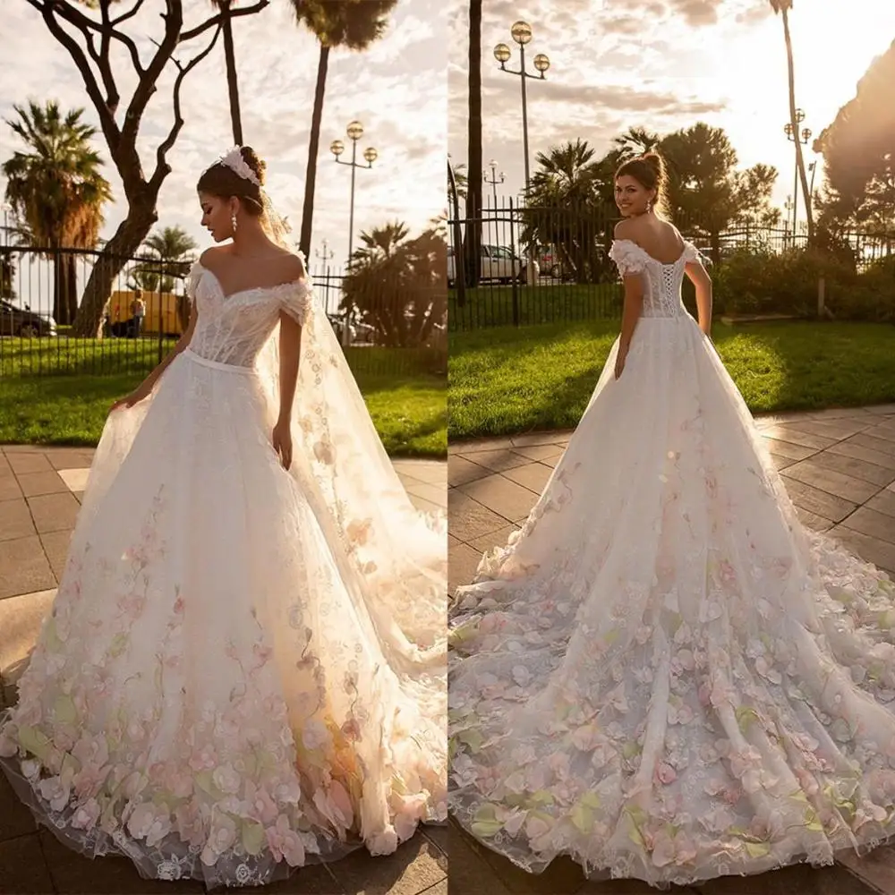 2021 Wedding Dresses Off Shoulder Lace Applique Bridal Gowns Custom Made Lace-up Back Sweep Train Designer A-Line Wedding Dress