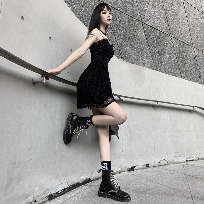 Женское кружевное мини-платье InsGoth на тонких бретелях винтажное черное летнее