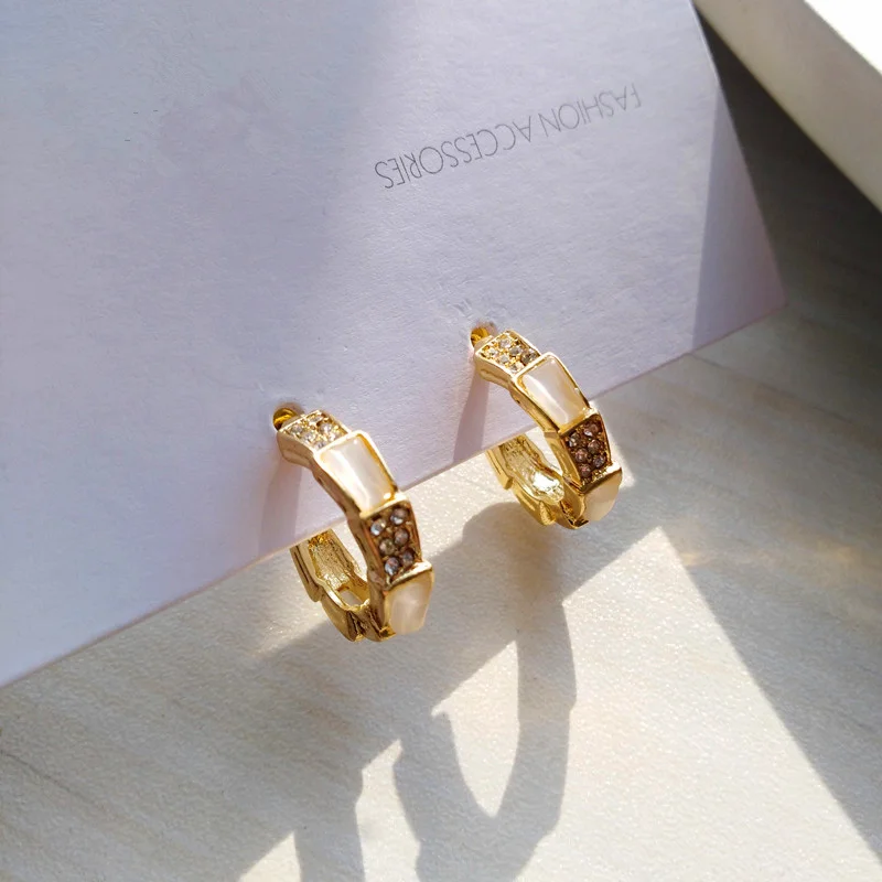 

Small stud earrings, Korean fashion C-shaped earrings, cool earring for women, 2020 new jewelry