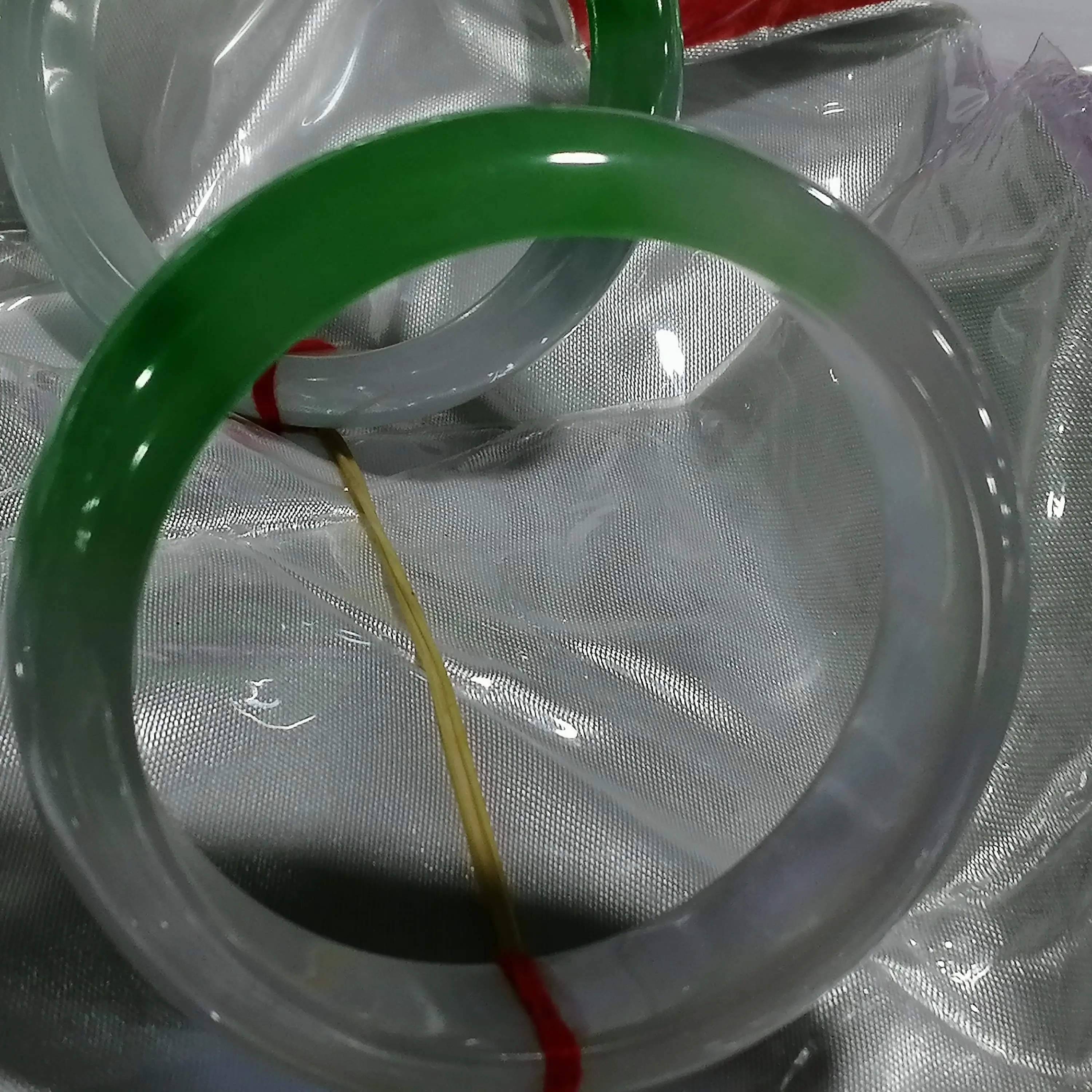 Отправить сертификат настоящий бирманский зеленый нефритовый браслет женский