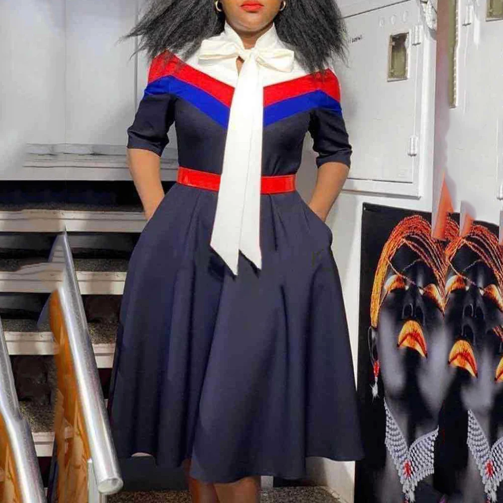 Платье женское ТРАПЕЦИЕВИДНОЕ средней длины с бантом и полосками|Женские платья|