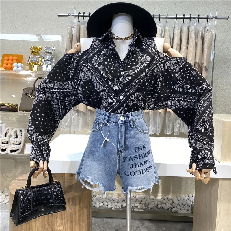 

Niche Design 2021 Embroidered Alphabetic Denim Shorts Casuals High Waist Shows Slim-Foot Pants