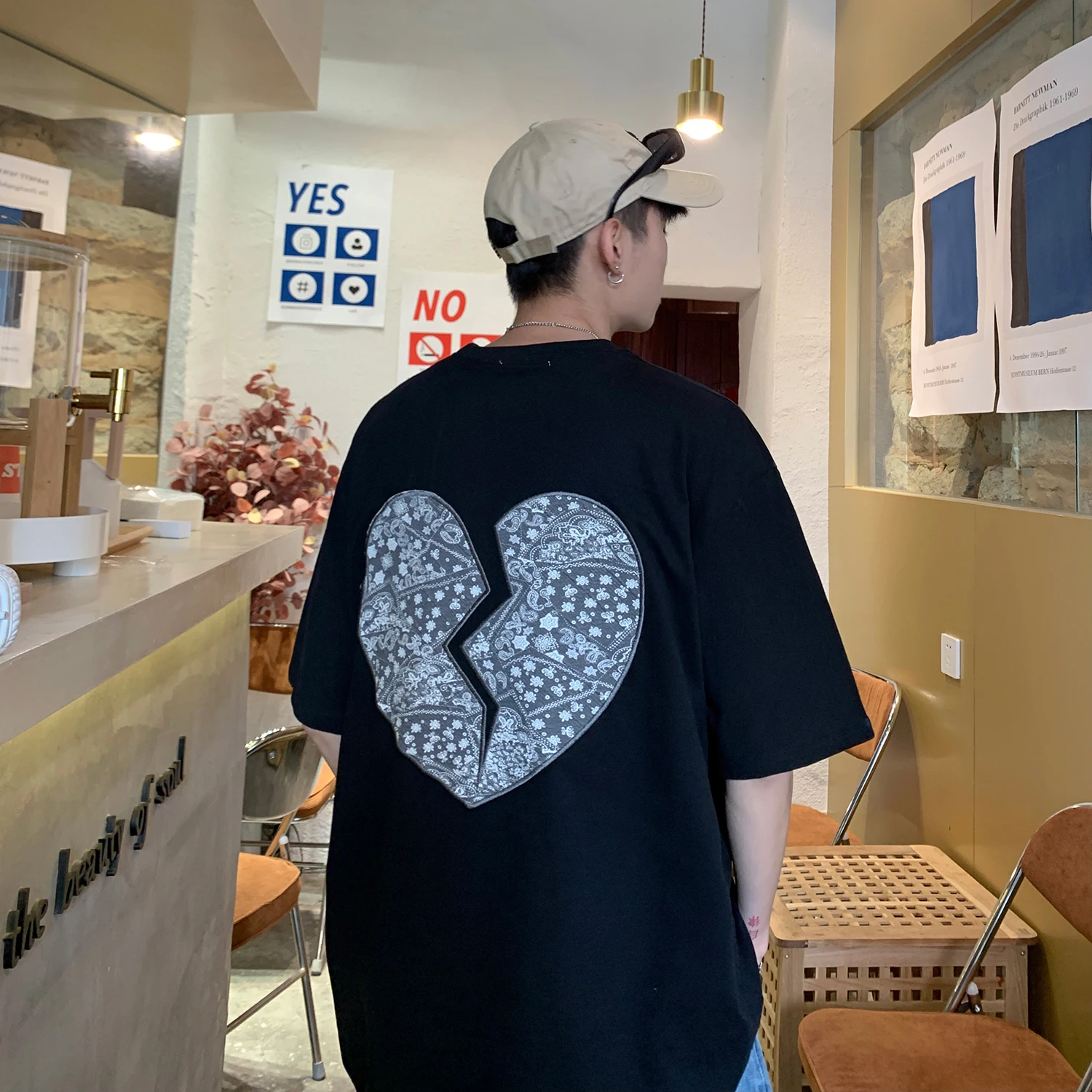

Short sleeve t-shirt men's and women's Hong Kong Style creative love printing couple's summer coat students' loose and versatile