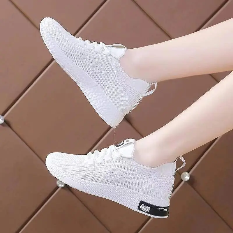 

2021 Summer New Leisure Shoes Small White Shoes Women's Street Clapping Board Shoes Student Running Breathable Sports Shoes