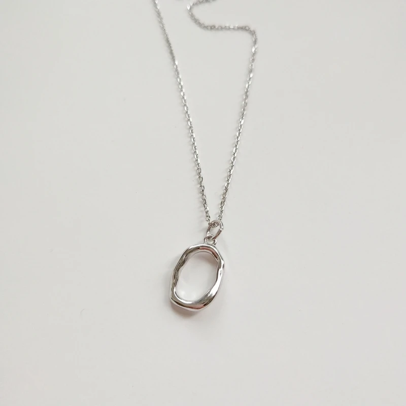 Женское колье-чокер с круглым кольцом геометрическое ожерелье из белого золота