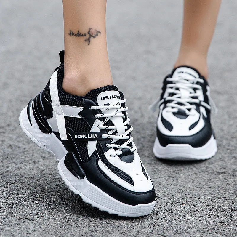 

Fashion outdoor men sneakers cushioning male running shoes wear chaussure homme casual sports shoes lace up men's shoes