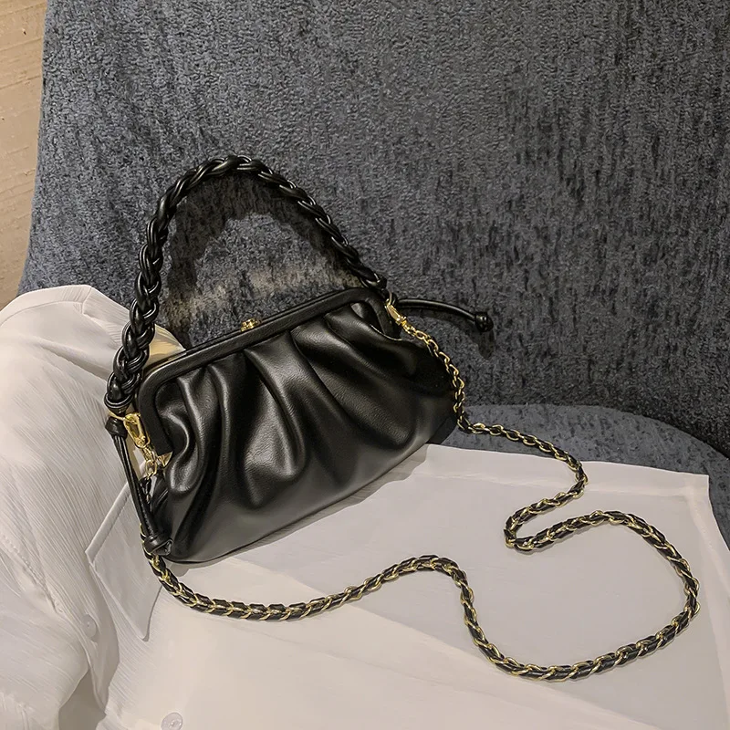 

2021 Autumn New Solid Color Wild Lamb Pattern Soft Leather Shoulder Messenger Bag Female Dumpling Cloud