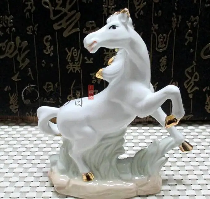 

European modern simple decoration household ornaments Horse year ceramic crafts handmade creative animal statue