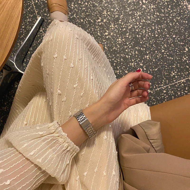 

Real Shot 2021 Women's Spring and Autumn New Fashion French Retro Gentle Waist Slimming Chiffon V-neck Dress W12