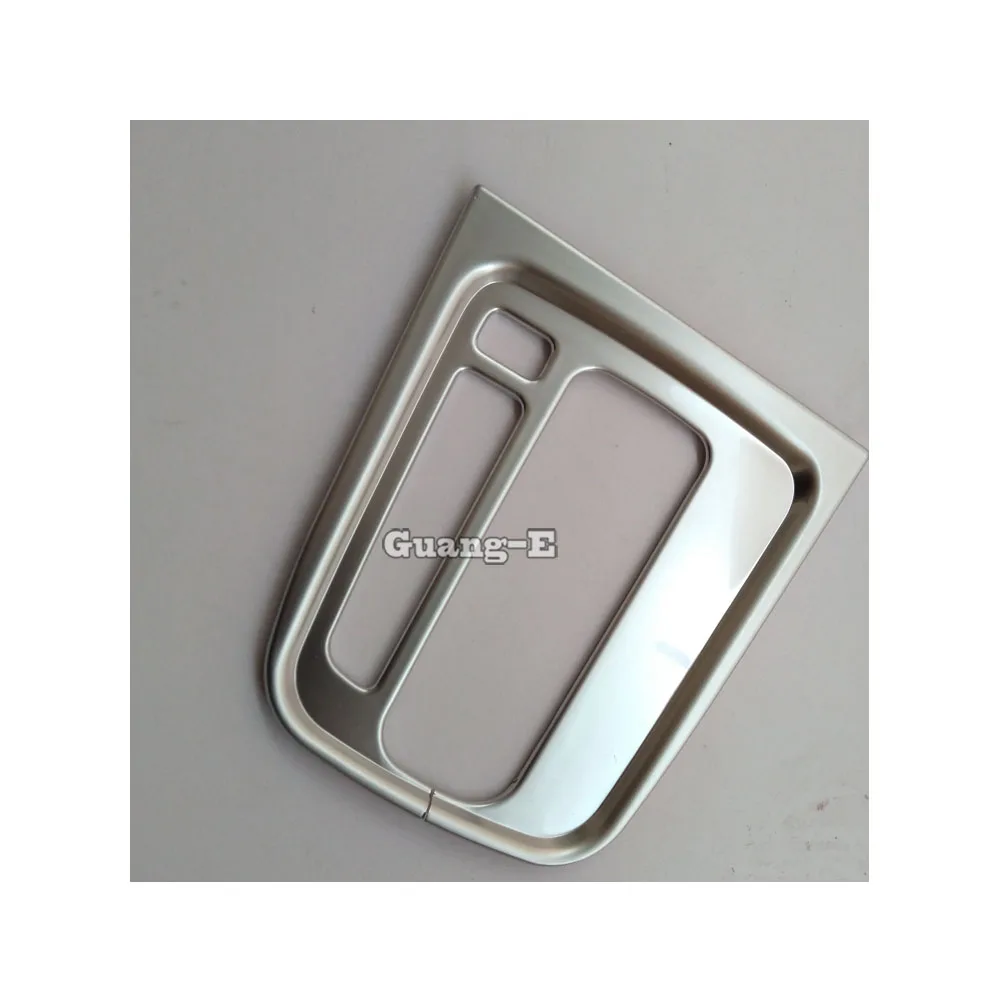 Фото Для Suzuki S-Cross Scross SX4 2014 2015 2016 2017 автомобильные палочки ABS крышка среднего переключения передач лопасти подстаканник рамка лампы Отделка детал... №4