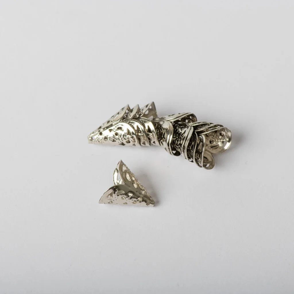 Ювелирные изделия в поисках и комплектующие большая бронза chechia полый рожок