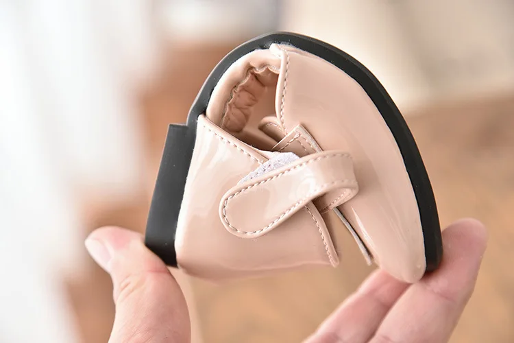 

Spring Girl Princess Shoes Girls Leather Shoes Patent Leather Student Shoes Soft Summer Shoes