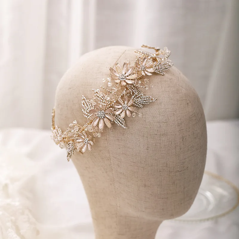 Luxury Crystal Leaf Flower Bride Headdress Tiara Crown Bridal Wedding Party Accessories Fashion Rhinestone Headband Hair Jewelry