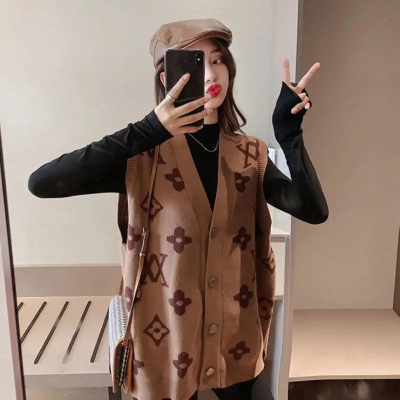 

Woolen vest vest women's 2021 spring and autumn new letter knitted cardigan jacket