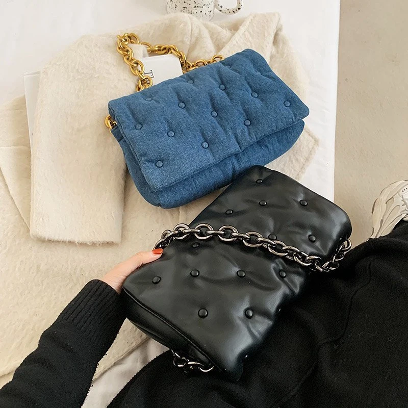 

Ladies Shoulder Bags Thick Chain Shoulder Bags Handbags Ladies Clutches Underarm Bags Large Capacity Rivet Bag