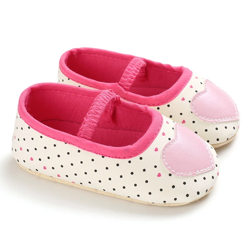 Повседневные Нескользящие кроссовки с принтом сердца для маленьких девочек