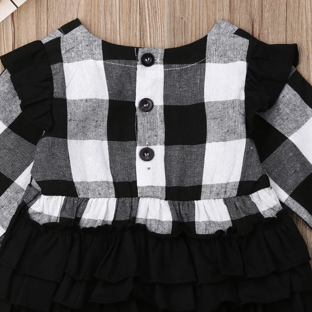 

Newborn Baby Girls Boys Plaid Romper Ruffle Plaid Bodysuit Long Sleeve Jumpsuit Unisex Playsuit One-Piece for 0-18M Infants