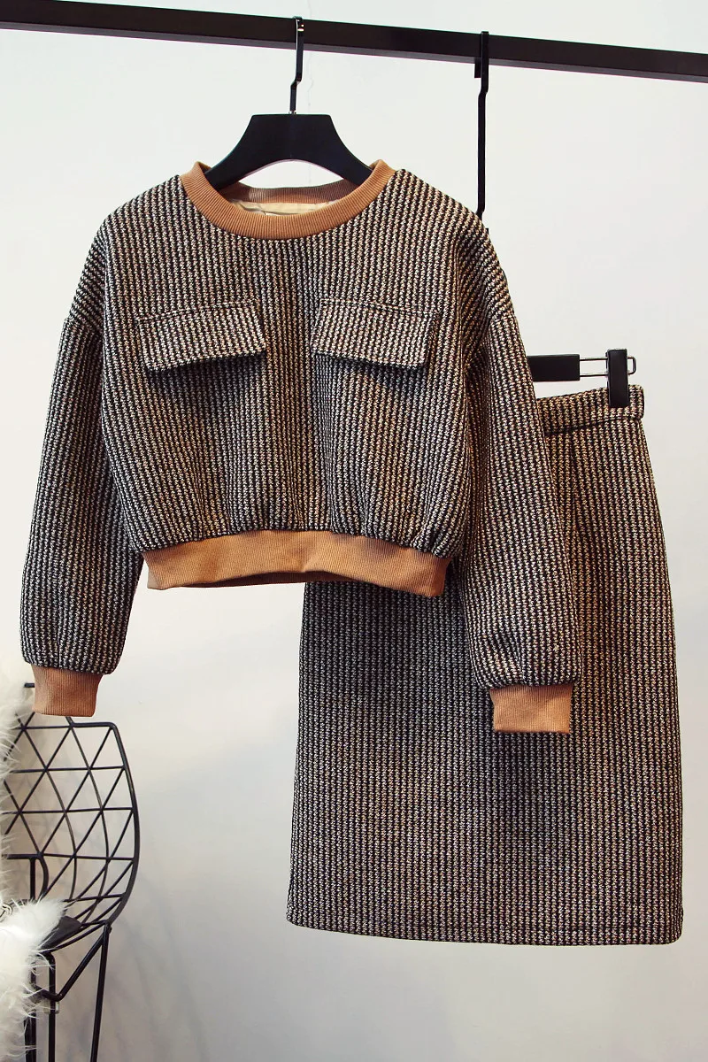 Женский комплект из двух предметов укороченный топ и юбка модный костюм в