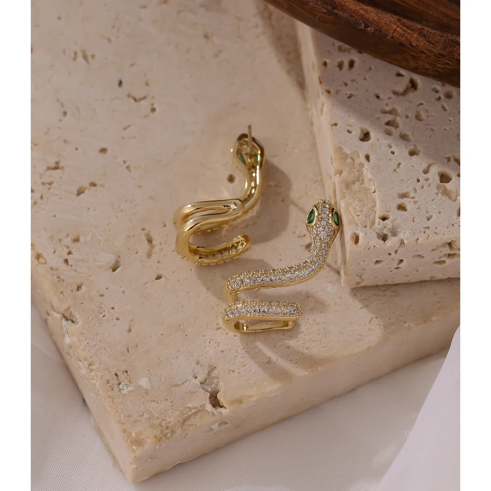 

Yhpup Fashion Brand Snake Stud Earrings Luxury Cubic Zirconia Statement Charm Copper Earrings for Women Wedding Party Gift 2021