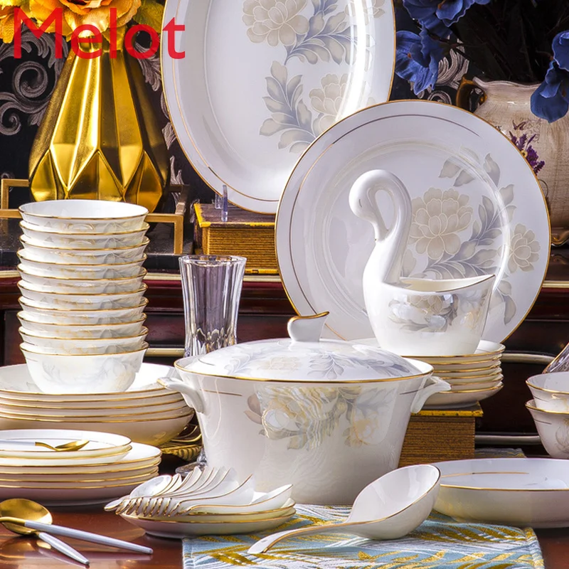 

Luxury Bowl and Dish Set Household Bone China Cutlery Bowl and Plates Ceramic European Upscale Gold Rimmed Bowl Set Combination