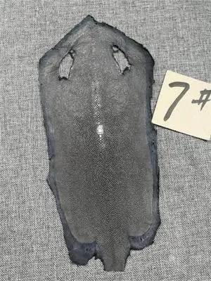 Белый 1 шт., черная настоящая кожа ската, кожа, черная кожа, толщина около 1,1 мм - Цвет: Белый