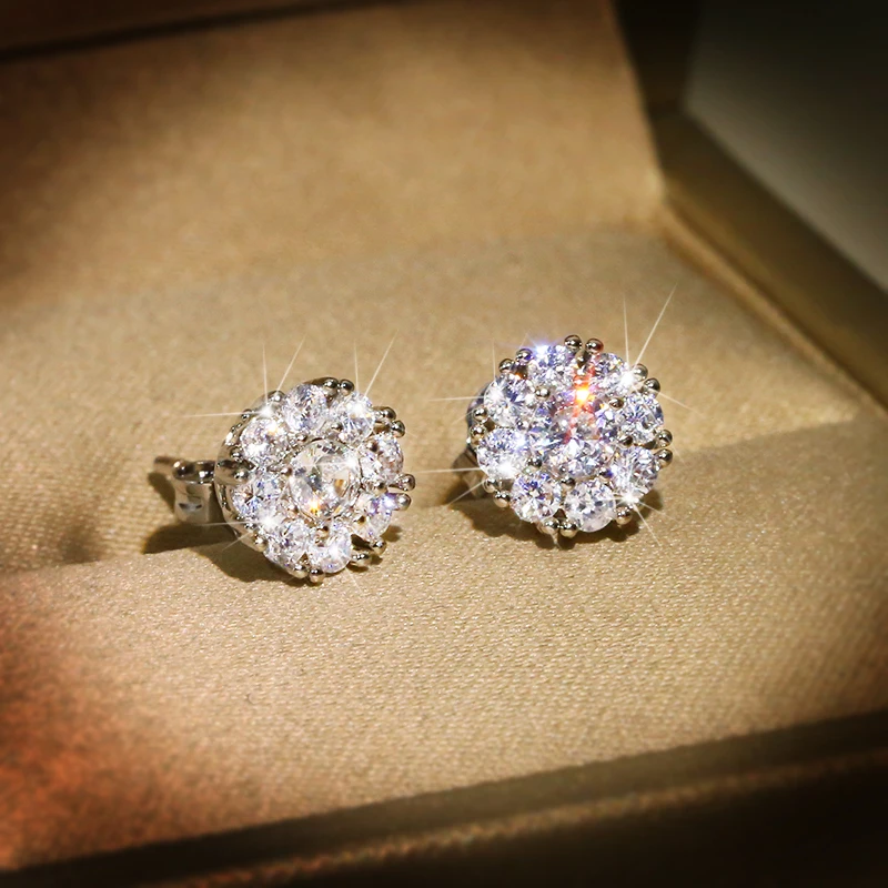 

Женские серьги-гвоздики из серебра 2021 пробы с фианитом