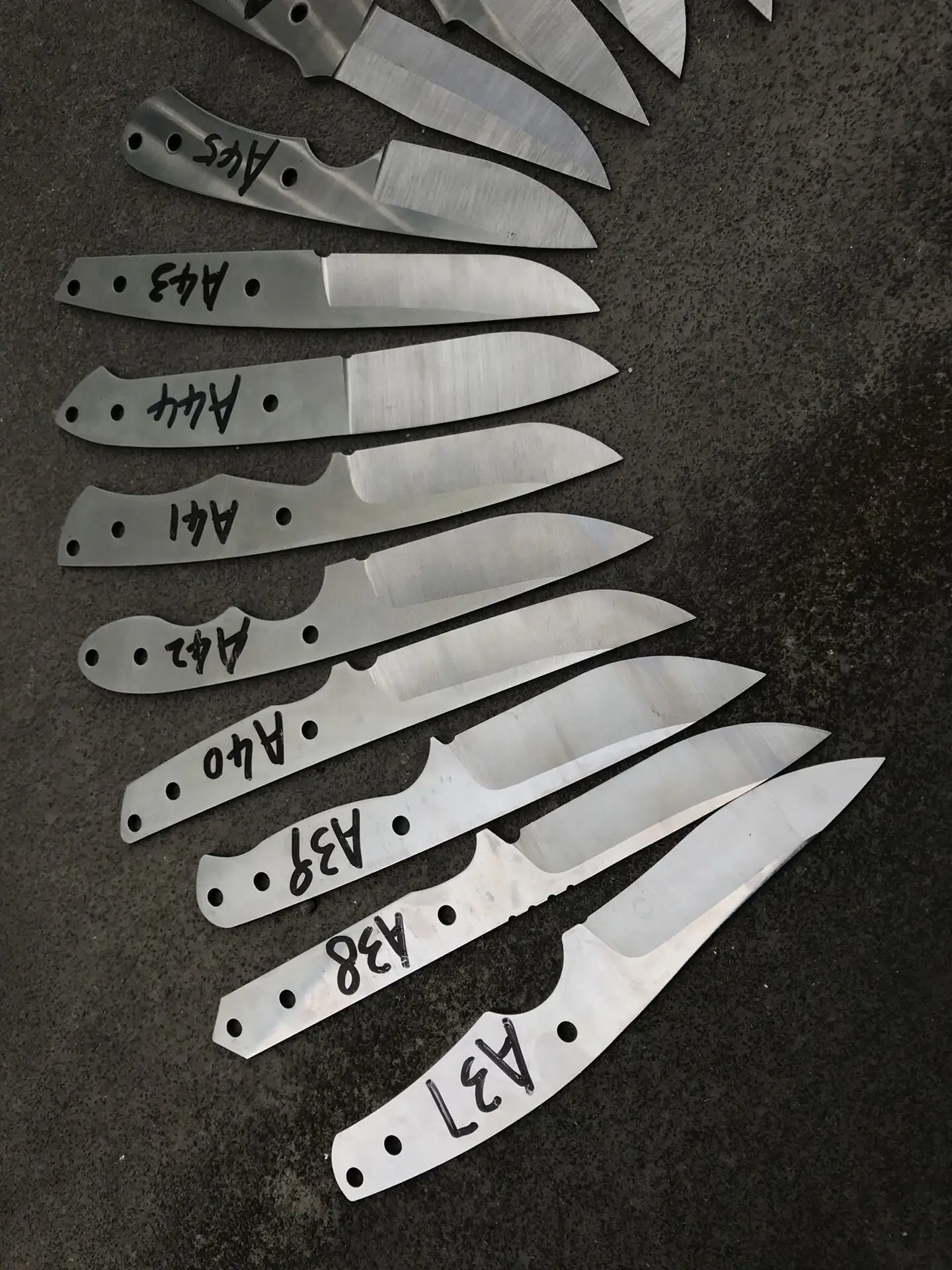 Острый нож сделай сам с фиксированным лезвием имитация дамасской стали