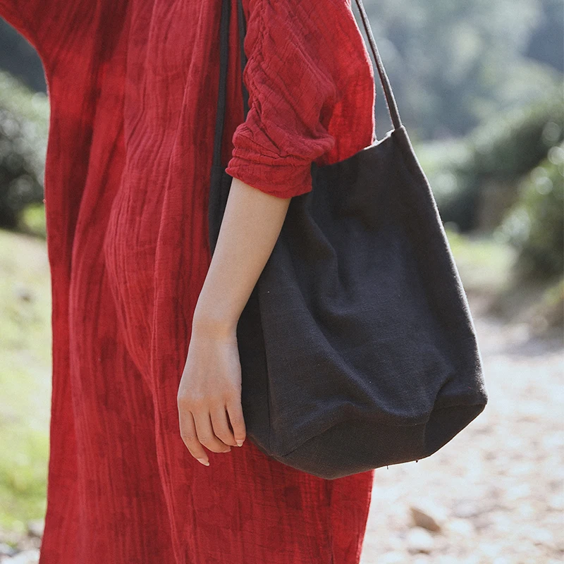 

2021 Fashion Casual Backpack for Men and Women, Large Capacity Multi-functional Bag Simple Fashion Casual Bag BBA134