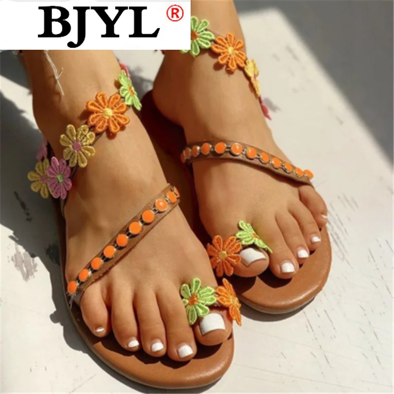 

2021 New Summer Women's Sandals Fashion Women Flowers Set Foot Casual Sandals Outdoor Beach Open Toe Comfortable Flat Sandals