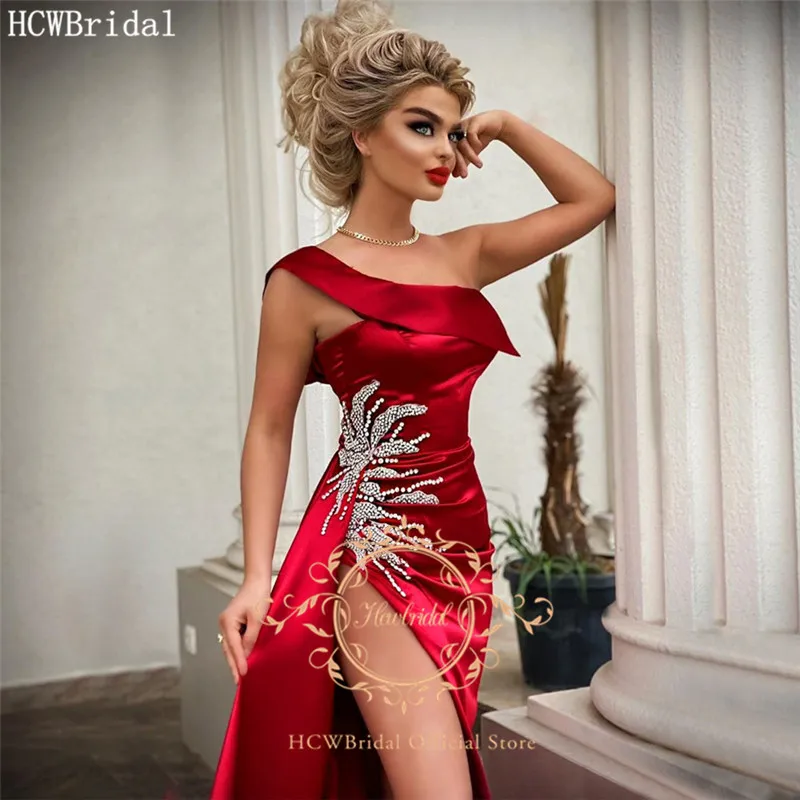 

Burgundy Sexy Long Prom Dresses With Slit One Shoulder Sliver Beads Satin Formal Dress For Women Plus Size Wedding Party Gowns