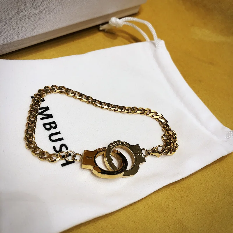 

2020 Hiphop Jewelry Gifts AMBUSH Women Men Handcuffs Style Bracelet bangle ALYX AMBUSH Fashion Bracelets Female Male