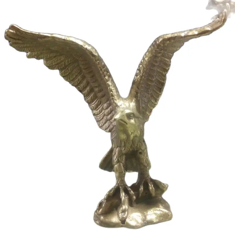 

Tibet Eagle Animal Statue Chinese geomancy brass