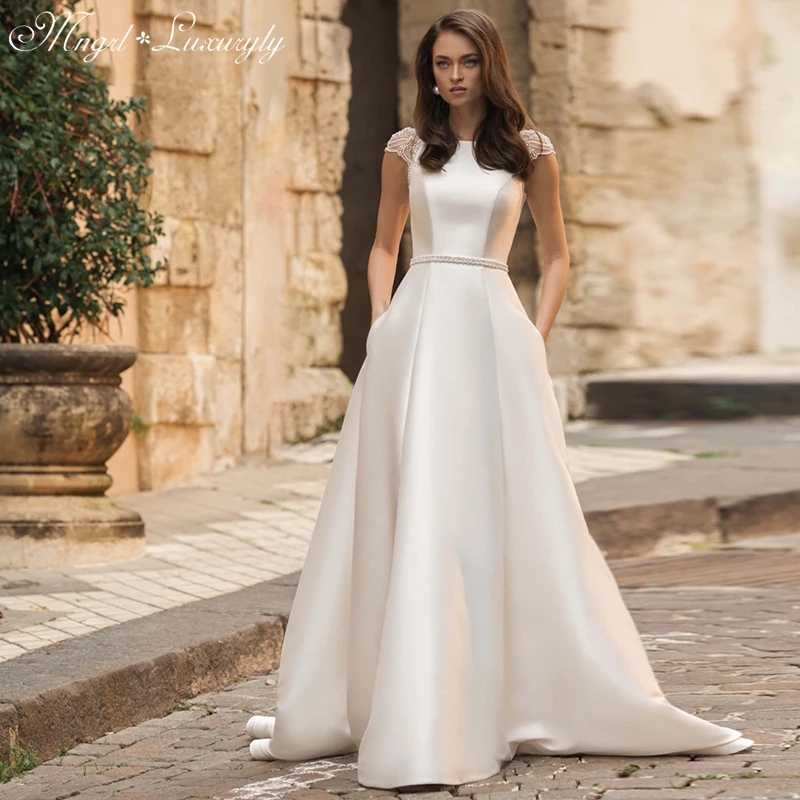 

Luxury Matte Soft Satin A-line Wedding Dresses O Neck Pearl Belt Gowns Buttons Lace Beads 30cm Train Tailor-Made
