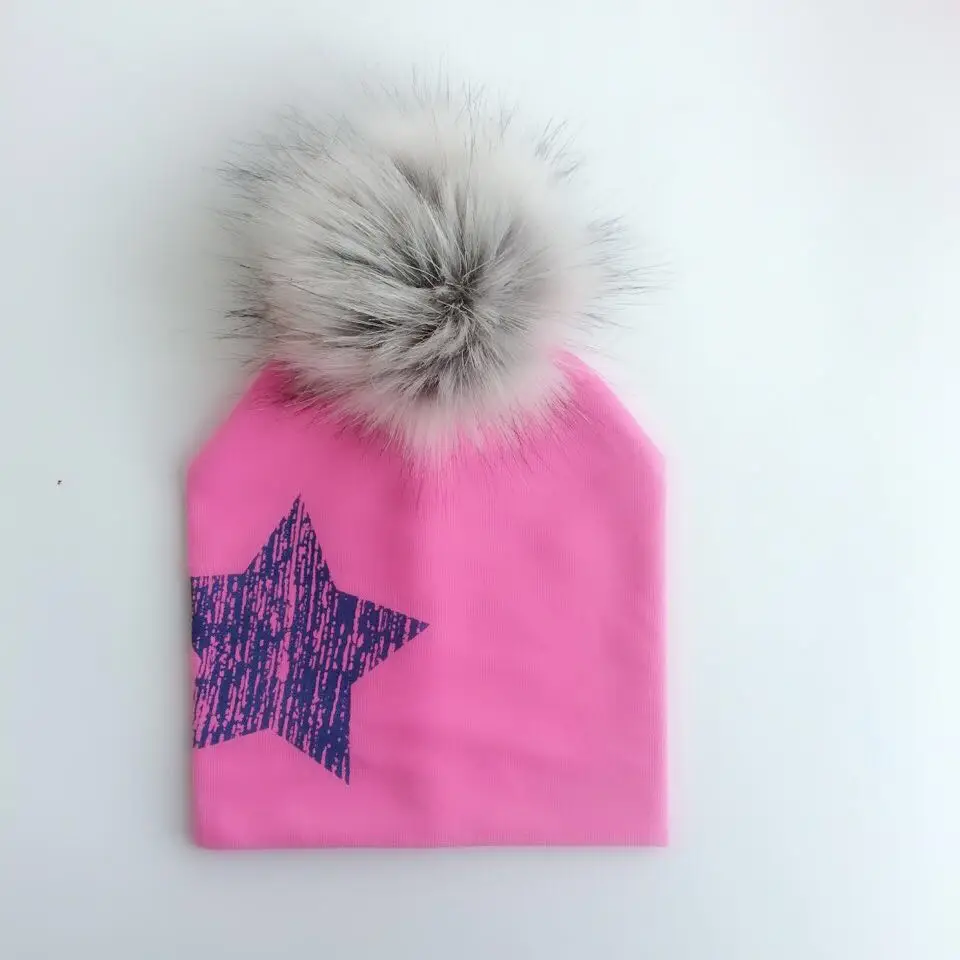 Детская шапка с помпоном из искусственного меха на осень/зиму | одежда и обувь