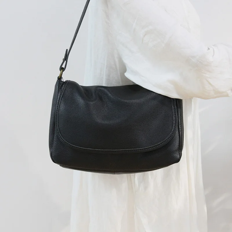 

Women's Handbags