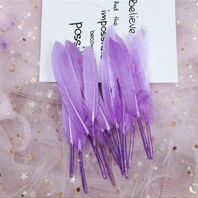 Light purple 50pcs Натуральный гусиное перо цветные перья маленький прямой нож Diy перо детский сад материалы вручную 10-15 см/4-6 дюймов 50 шт - Цвет: Light purple 50pcs