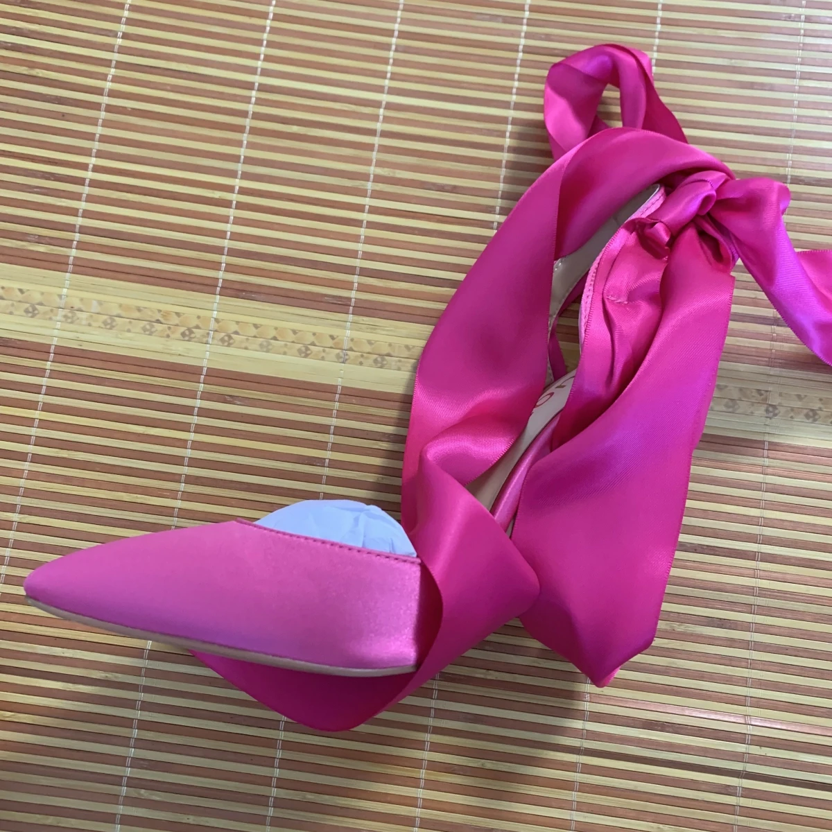 Роскошные дизайнерские женские модные туфли Вечерние лодочки с острым носком на