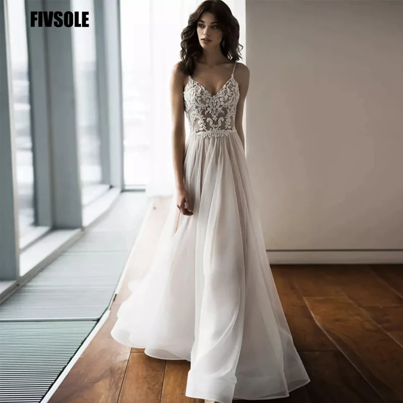 

Свадебное платье Fivsole 2021 в богемном стиле, а-силуэт, на бретелях-спагетти, с пуговицами, с аппликацией сзади, со шлейфом, свадебное платье для ...