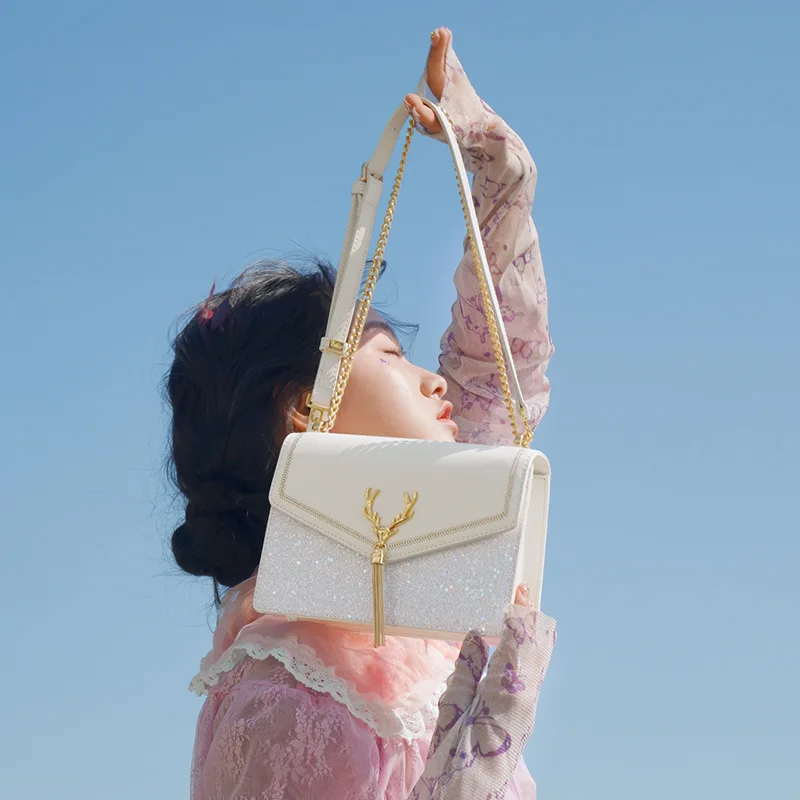 

2021 New Shoulder Bags PU Square Tassel Bags Fashion Large Capacity Crossbody Bags for Women Outdoor Little Bag Women Bag