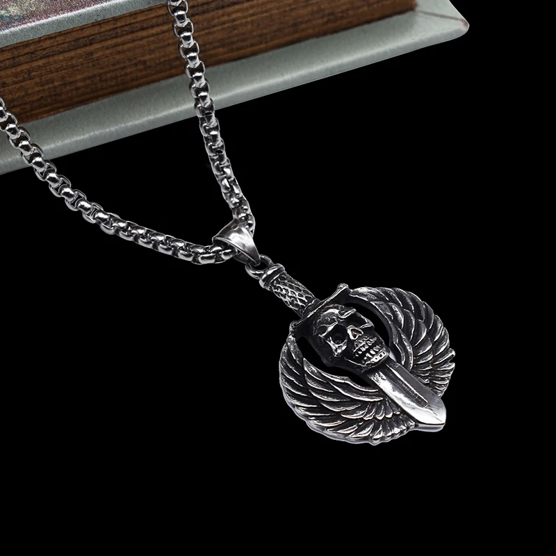 

[316L Stainless Steel] Retro Hip-hop Fashion Skull Feather Pendant Necklace Men's and Women's Necklace Jewelry Gifts