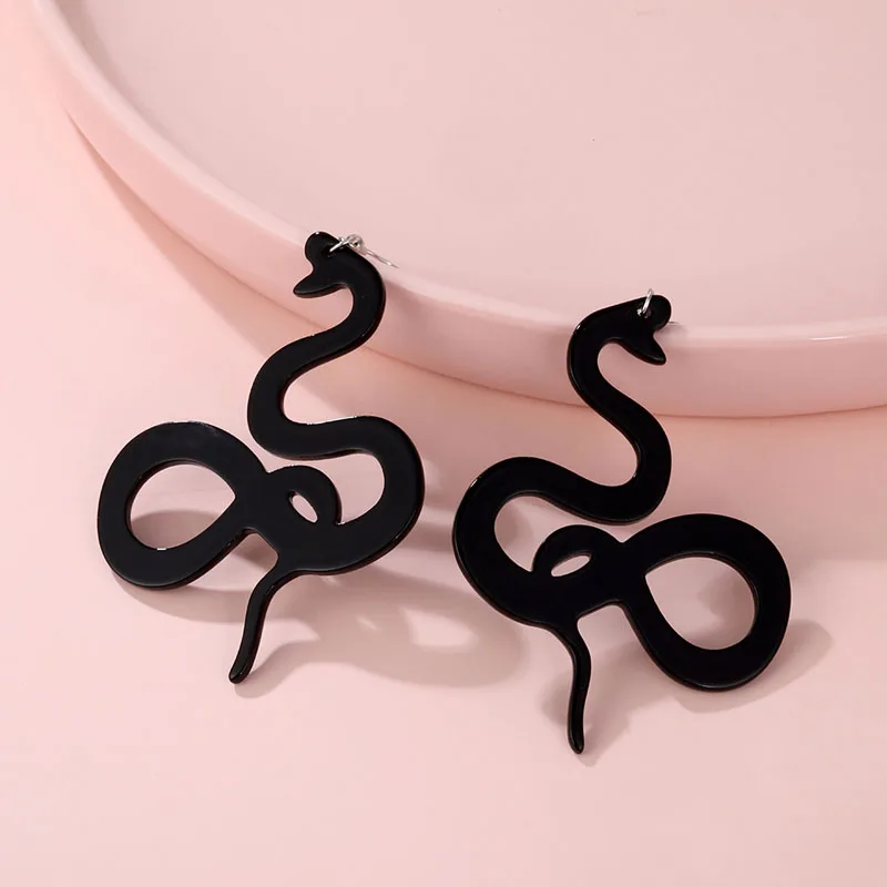 

New Fashion Punk Style Twining Snake Shape Earrings Stud Cuff Earrings For Women Style Jewelry
