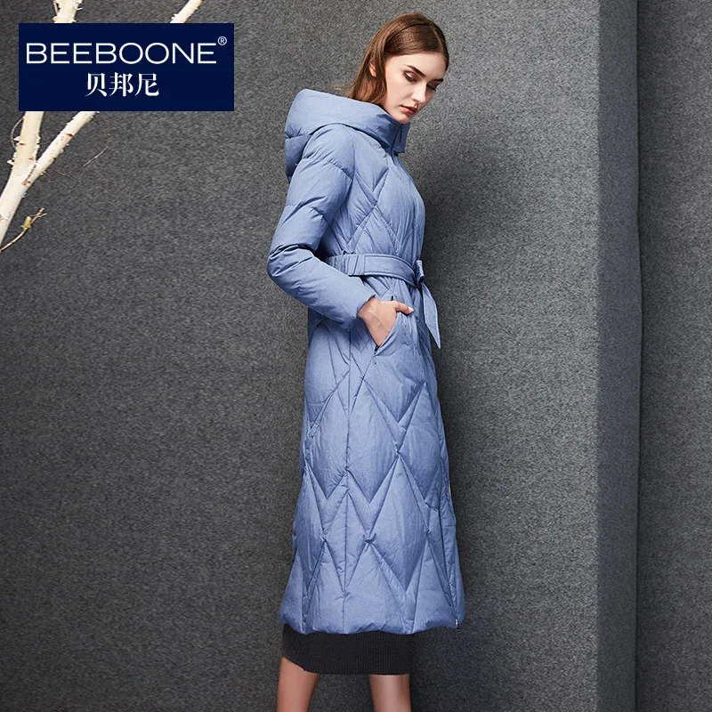 

2019 new arrival winter and autumn women down coats jackets